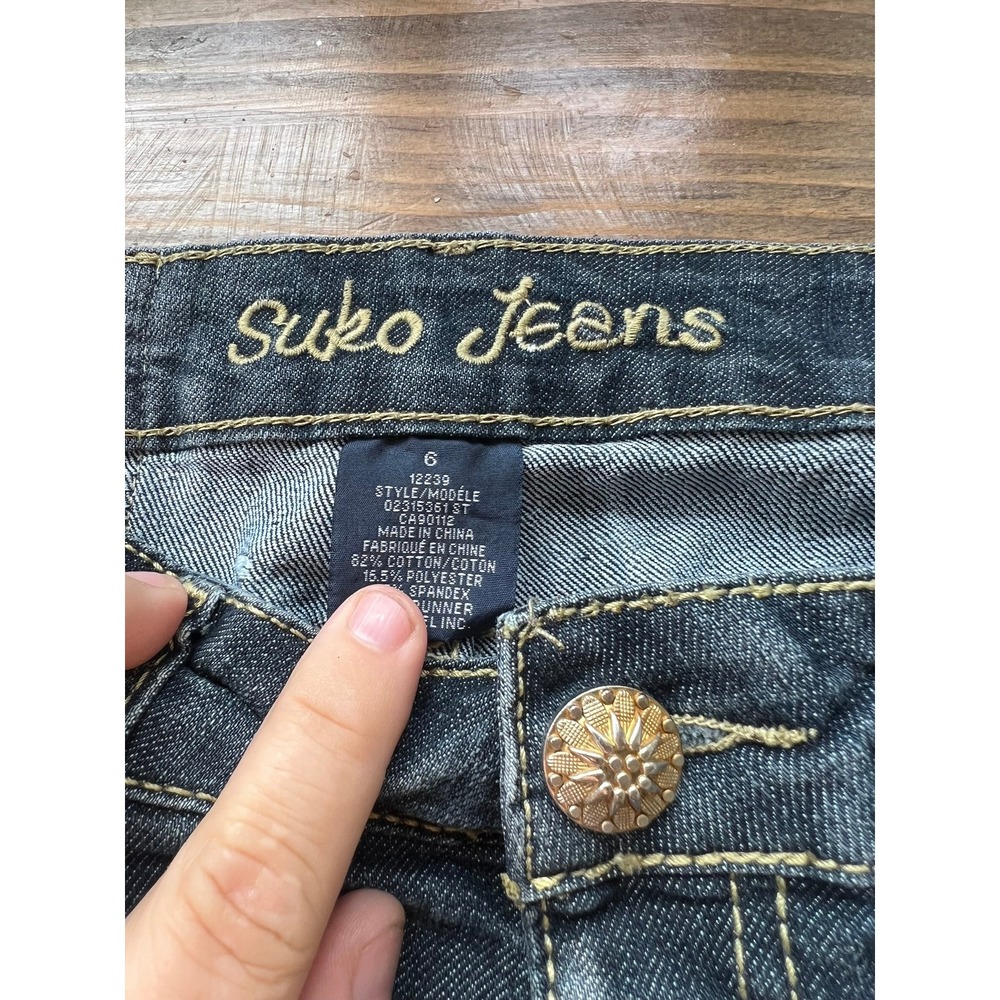Suko Jeans Womens Size 6 Medium Wash Whiskered Bootcut Embroidered Flap Pocket - Picture 2 of 6